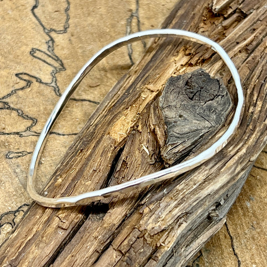 Thick Wavy Bangle Bracelet