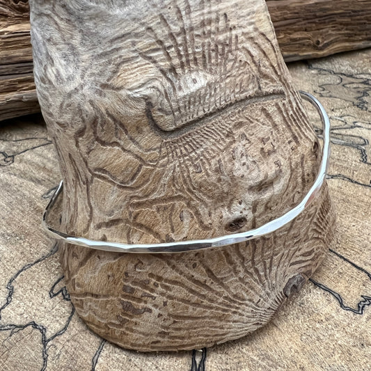 Wavy Bangle Bracelet